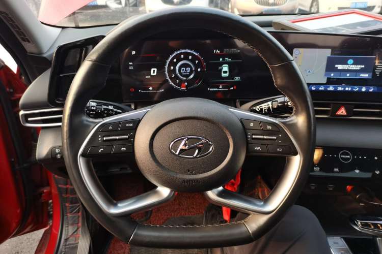 Used Hyundai Elantra 2021 1.5L CVT LUX Prestige Edition