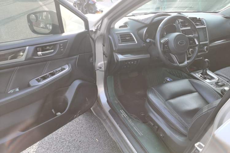 Used Subaru Outback 2019 2.5i Luxury Navigation Edition
