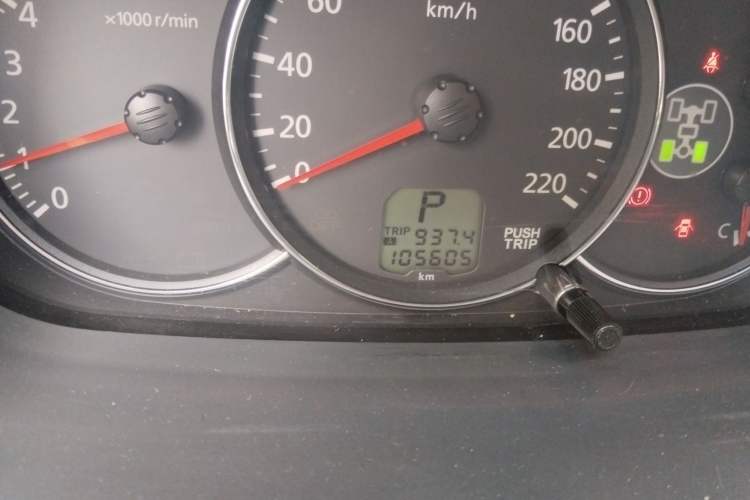 Used Mitsubishi Pajero Sport 2013 3.0L Automatic 4x4 Flagship Edition Odometer Close Up