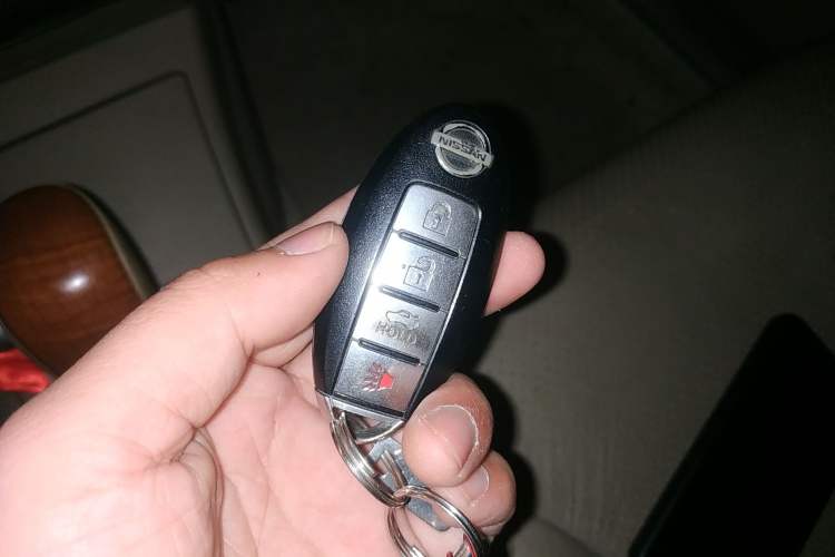 Used Nissan Tiida Sedan 2008 1.6L Automatic Smart Version Vehicle Key