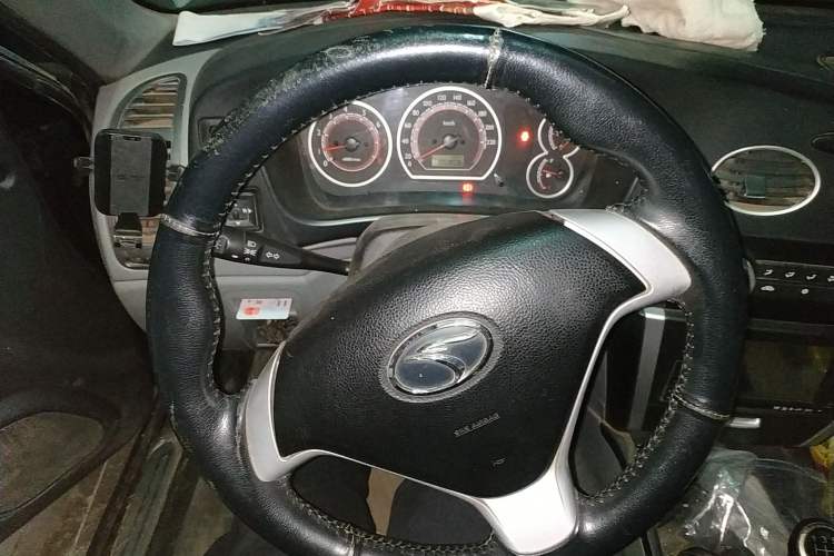 Used Soueast V3 Lingyue 2009 1.5L Manual Style Edition Steering Wheel