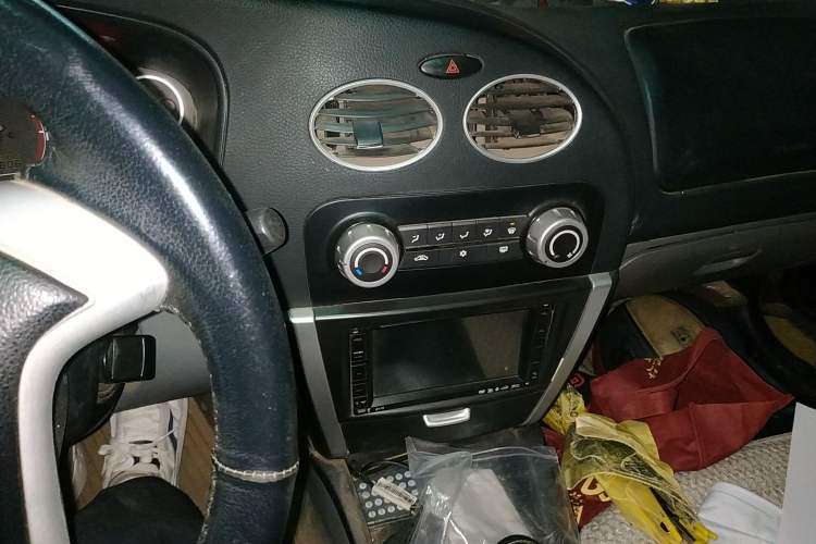 Used Soueast V3 Lingyue 2009 1.5L Manual Style Edition Audio And AC Panel