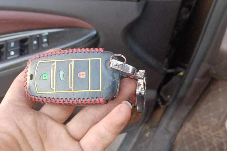 Used Changan Lingxuan 2017 1.6L Manual Elite Model
