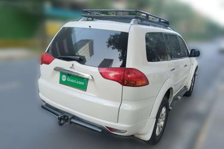 Used Mitsubishi Pajero Sport 2013 3.0L Automatic 4x4 Flagship Edition Rear Right 45 Deg