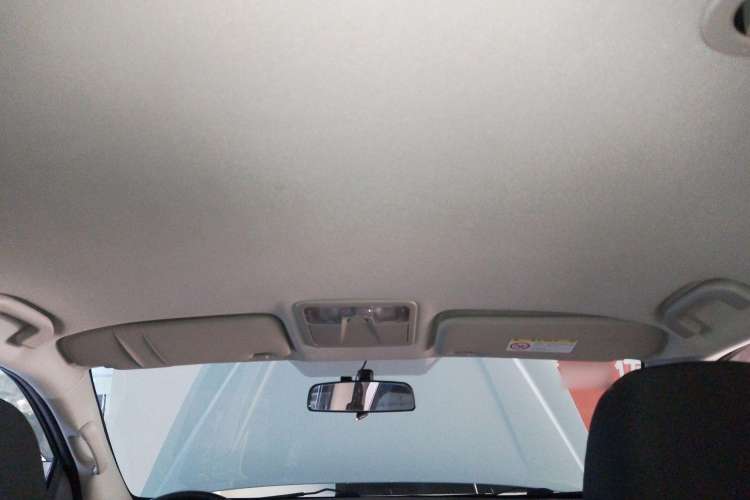 Used Isuzu mu-X 2015 2.5T Two-Wheel Drive Manual Comfort Plus 7-Seater
