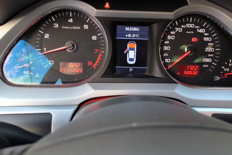 Used Audi A6L 2009 2.0 TFSI automatic standard version