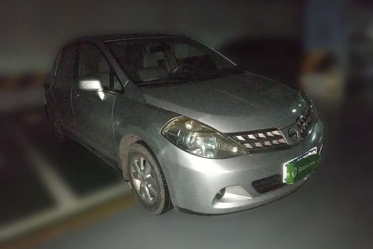 Used Nissan Tiida Sedan 2008 1.6L Automatic Smart Version Front Right 45 Deg