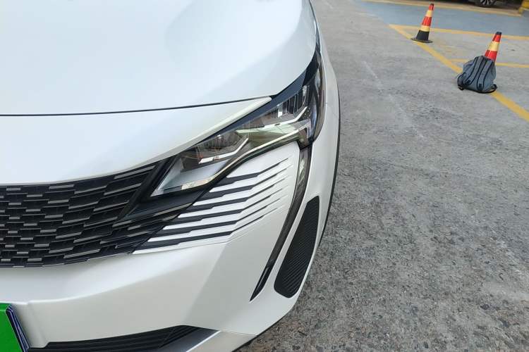 Used Peugeot 5008 2023 400THP Passionate Full-Seat Edition 7 Seats