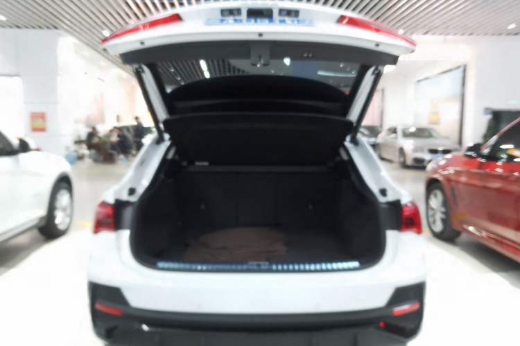 Used Audi Q3 Sportback 2022 40 TFSI Fashion Model
