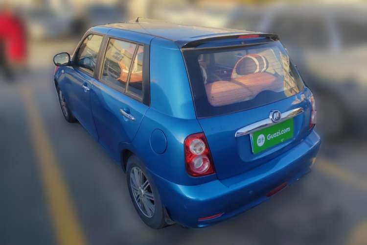 Used Lifan Auto 330 2014 1.3L Manual Comfort Version
