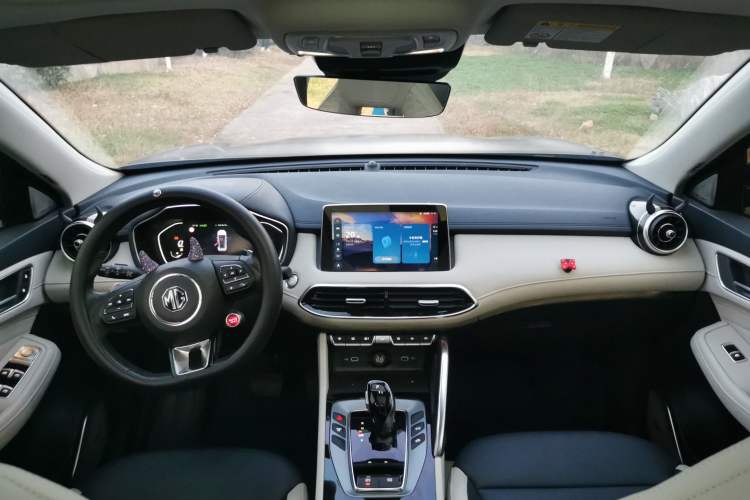 Used MG Pilot 2021 300TGI Automatic Two-Wheel Drive Trophy Prestige Edition