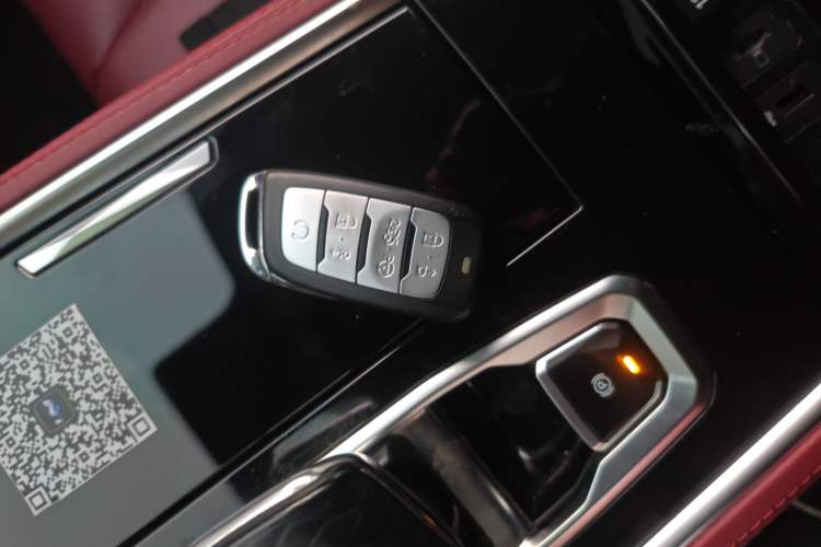 Used Changan CS85 COUPE 2019 2.0T Automatic Smart Version China V Standard
