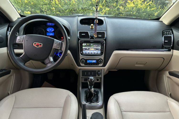 Used Geely Auto Classic Emgrand 2013 Sedan 1.8L Manual Elite Model
