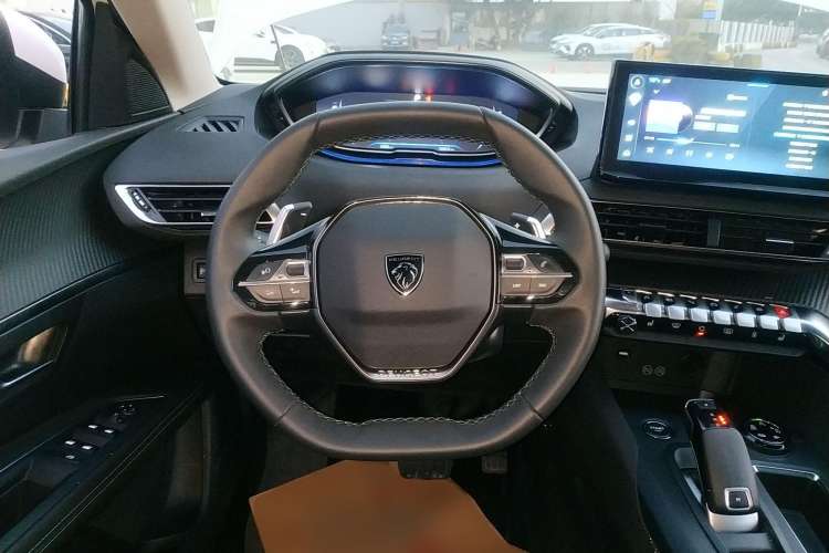 Used Peugeot 5008 2023 400THP Passionate Full-Seat Edition 7 Seats