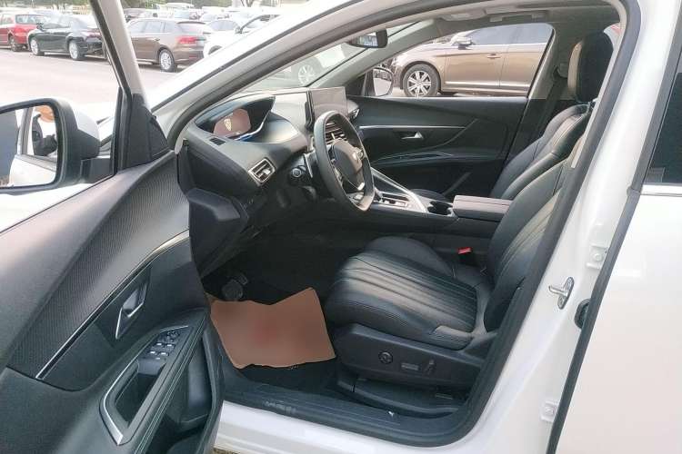 Used Peugeot 5008 2023 400THP Passionate Full-Seat Edition 7 Seats