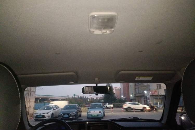 Used Dongfeng Ruichi 2021 2.4L Gasoline Two-Wheel-Drive Base Model for Entrepreneurship Model 2TZD
