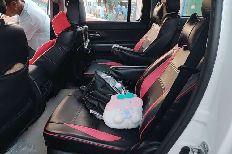 Used CHANGAN OSHAN X70A 2018 1.5L Manual Luxury Model