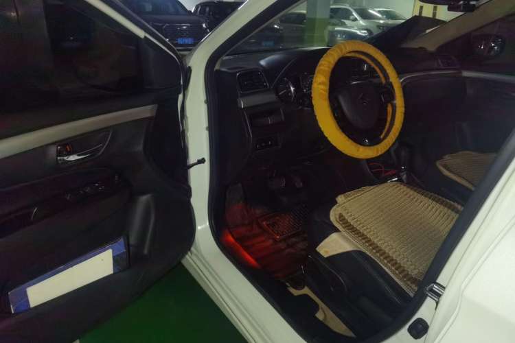 Used Suzuki Alivio 2015 1.6L Automatic Luxury Model
