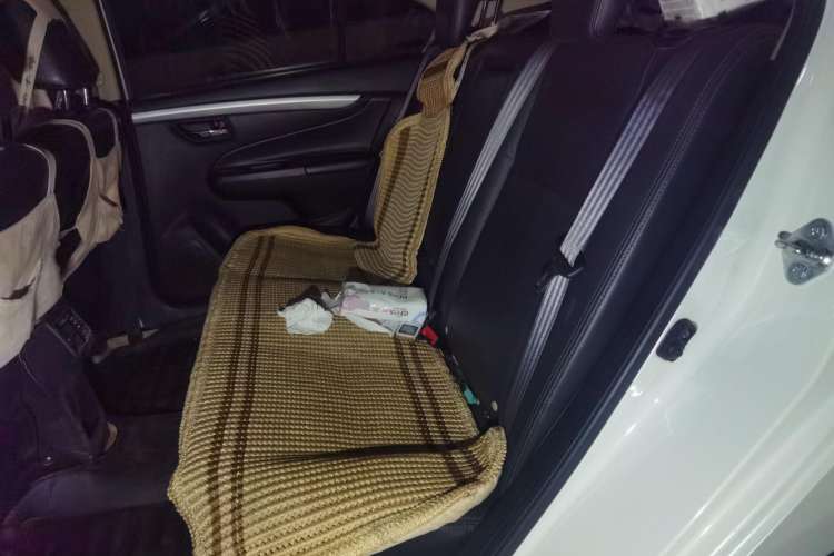 Used Suzuki Alivio 2015 1.6L Automatic Luxury Model
