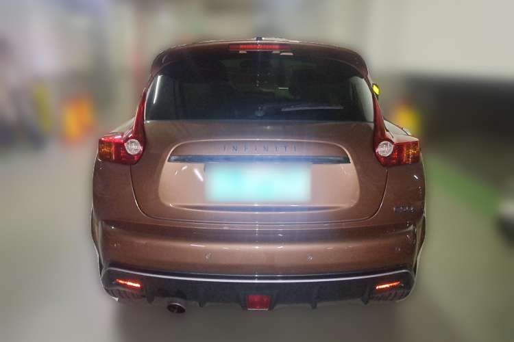 Used Infiniti ESQ 2014 1.6L Luxury Edition