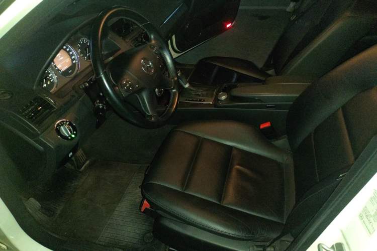 Used Mercedes-Benz C-Class 2008 C 200K Fashion Model Left Front Seat