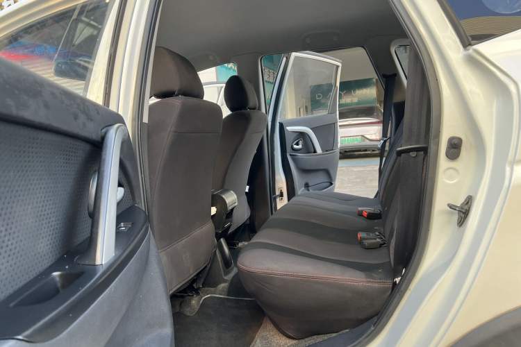 Used Changan CX20 2014 1.4L Manual Sport Version China IV Standard