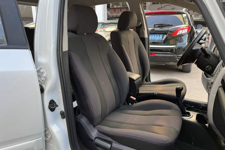 Used Changan CX20 2014 1.4L Manual Sport Version China IV Standard