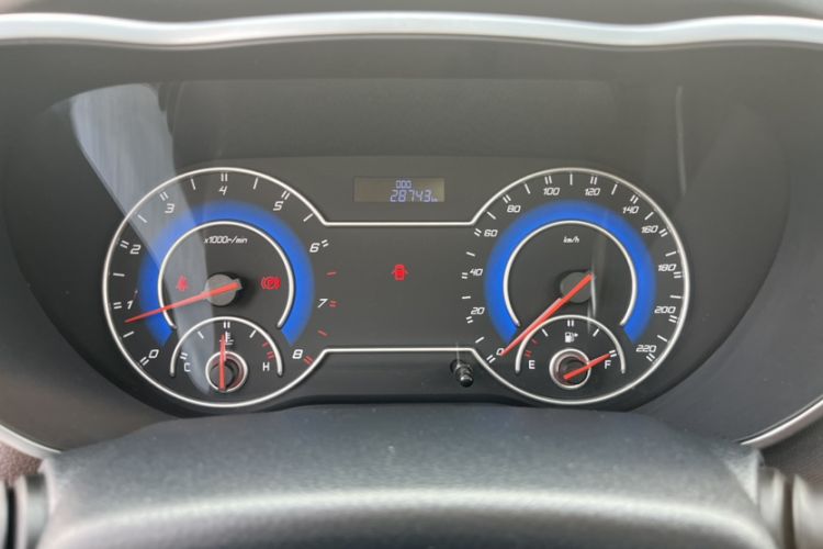 Used Haima V70 2016 2.0L Manual - Comfort Edition 6 Seats