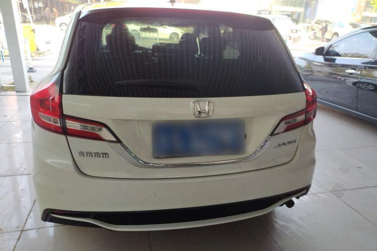 Used Honda Jade 2017 1.8L Automatic Classic Edition 5 seats