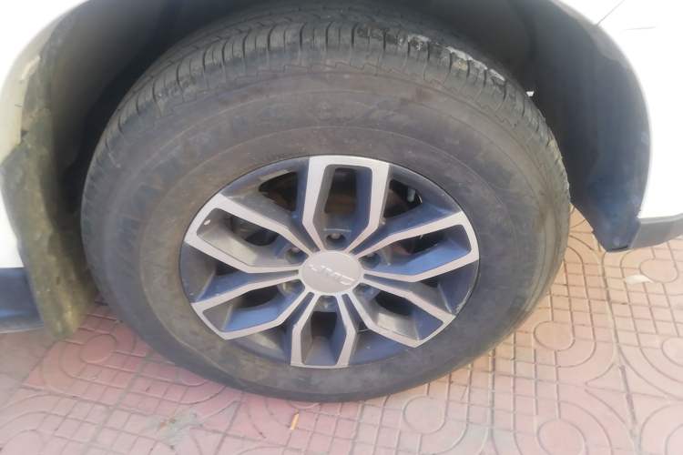 Used JMC Yuhu 7 2020 2.0T Diesel Automatic 4x4 Comfort Edition Long Wheelbase China VI Emission Standard JX4D20A6L
