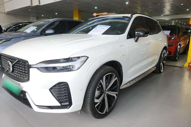 Used Volvo XC60 New Energy 2023 T8 Plug-in Hybrid Long-Range All-Wheel Drive Smart & Sporty Version