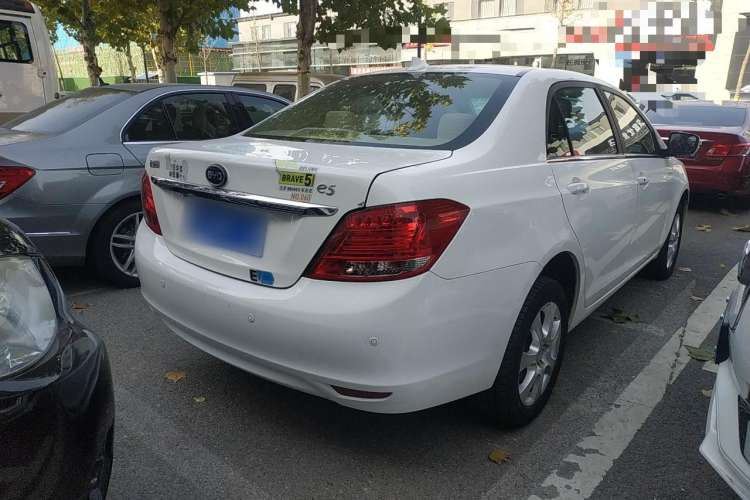 Used BYD e5 2017 300 Prestige Edition
