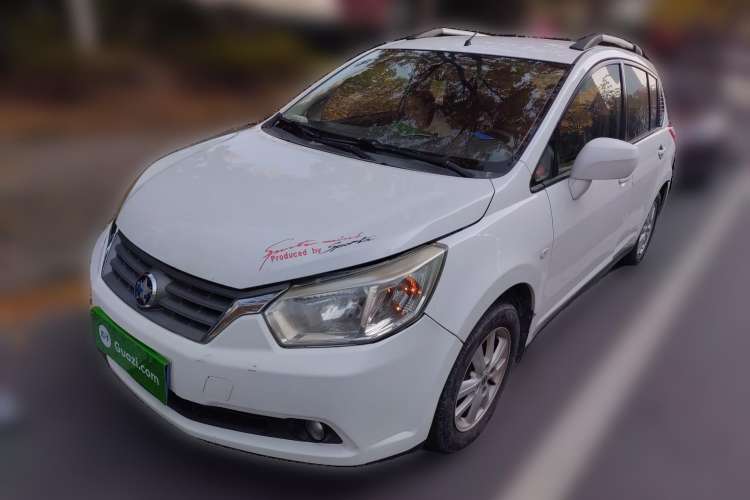 Used Venucia R50 2013 1.6L Manual Fashion Edition