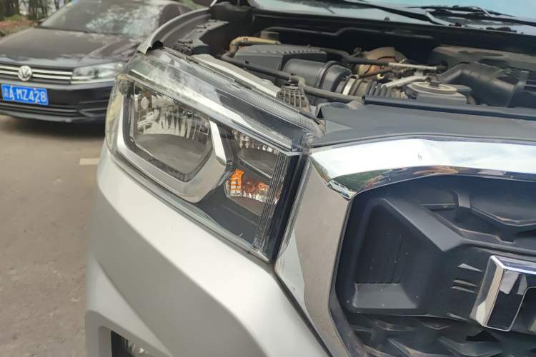 Used SAIC MAXUS T70 2020 2.0T Diesel Automatic 4x4 Australian Version with Long Bed and High Ground Clearance