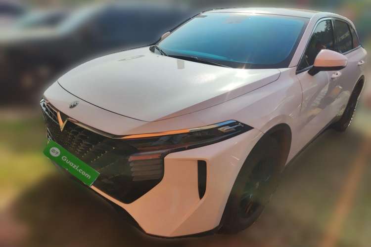 Used Venucia V 2022 260T Black Horse Edition · Idol