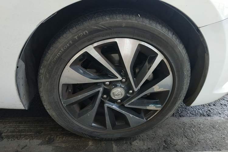 Used CHANGAN Alsvin V7 2016 1.6L Automatic Fun Model China V Standard
