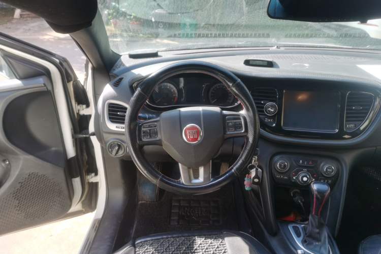 Used Fiat Viaggio 2013 1.4T Anniversary Edition
