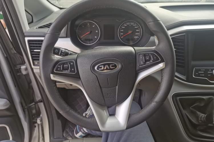 Used JAC Refine M4 2019 Business Series 1.9T Diesel Manual Business Edition