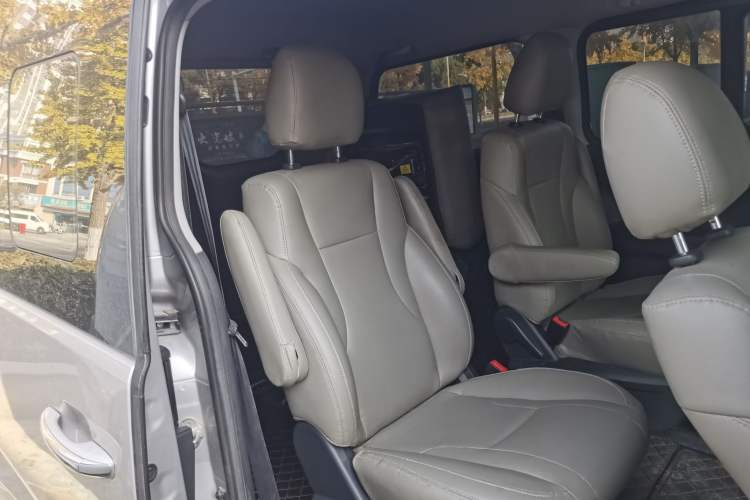 Used JAC Refine M4 2019 Business Series 1.9T Diesel Manual Business Edition