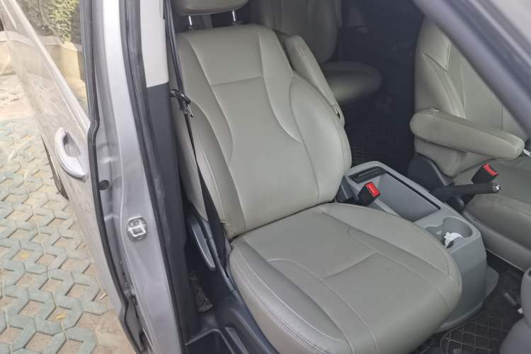 Used JAC Refine M4 2019 Business Series 1.9T Diesel Manual Business Edition