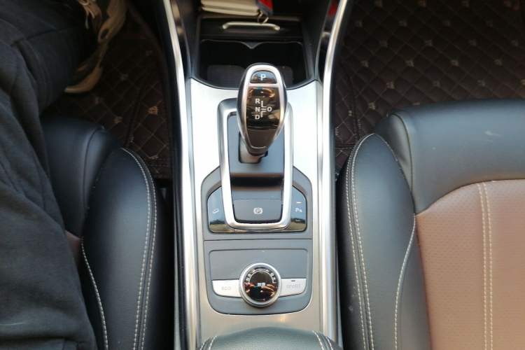 Used BYD Song New Energy 2017 Song EV300 Prestige Model Gear Lever