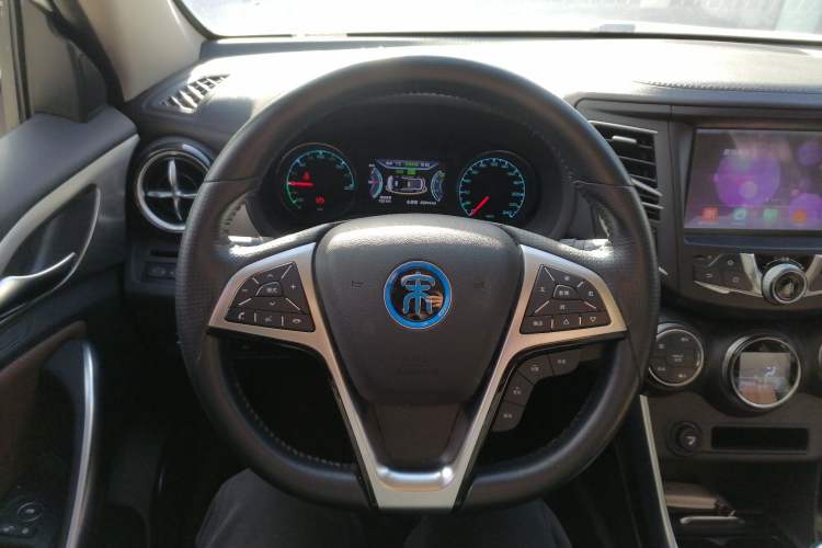 Used BYD Song New Energy 2017 Song EV300 Prestige Model Steering Wheel