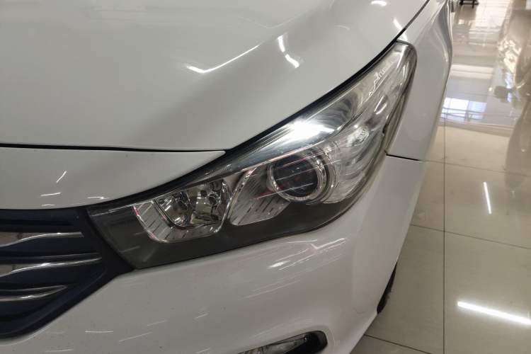 Used GAC Trumpchi GA3S Vision 2014 1.6L Automatic Luxury ESP Version
