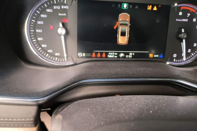 Used Roewe RX8 2018 30T Smart Connectivity All-Wheel Drive Supreme Edition
