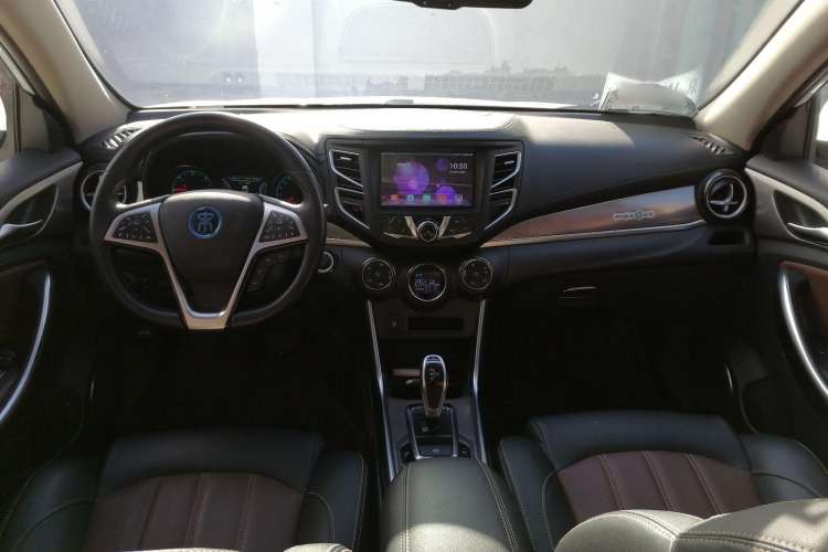 Used BYD Song New Energy 2017 Song EV300 Prestige Model Center Console