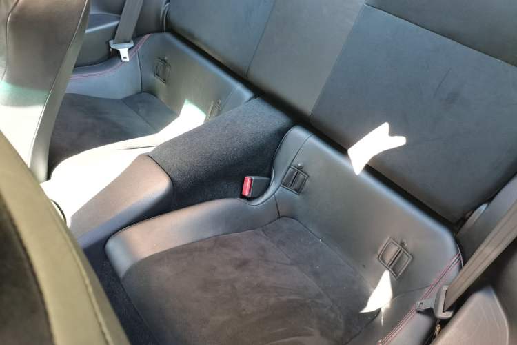 Used Subaru BRZ 2015 2.0i Automatic Model
