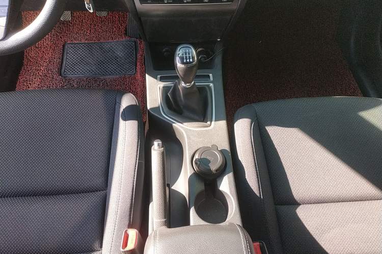 Used Hyundai Mistra 2014 1.8L Manual Comfort GL Model