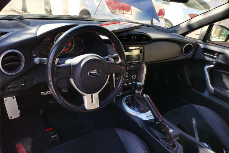 Used Subaru BRZ 2015 2.0i Automatic Model
