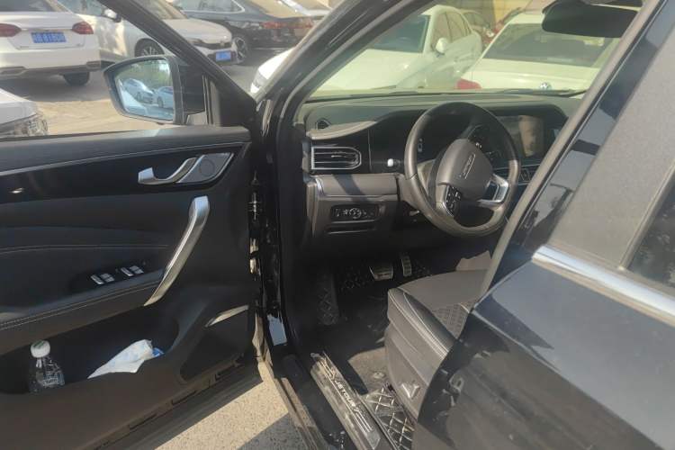 Used JETOUR X90 2020 1.6T DCT Shadow Edition 7-Seater

