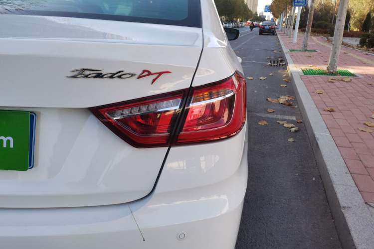 Used Changan Eado DT 2019 1.6L Manual Comfort Model China VI Standard
